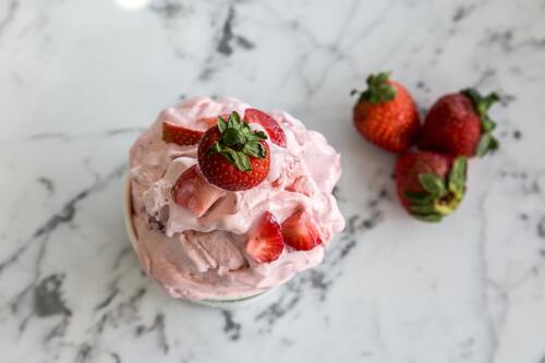 десерт, пирожное, сладкое, клубника, еда