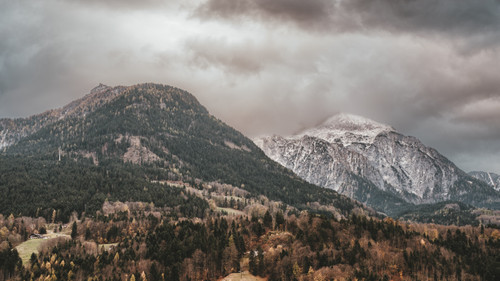 горы, снег, вершины, трава, природа, пейзаж